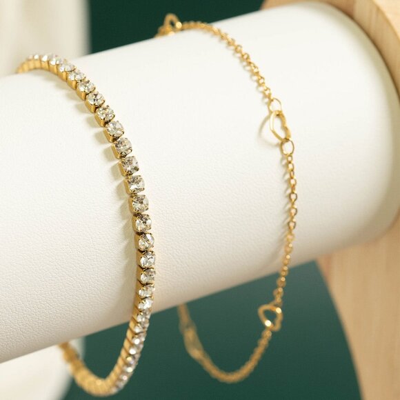 18k Gold Heart Anklet - Waterproof, Tarnish-free, Hypoallergenic - Summer fave - Picture 5 of 5